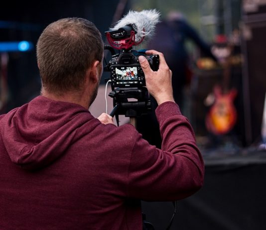 Choisir une école de journalisme reconnue pour se former